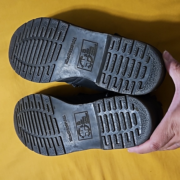 Frill Napa Dr Martens - Picture 4 of 8